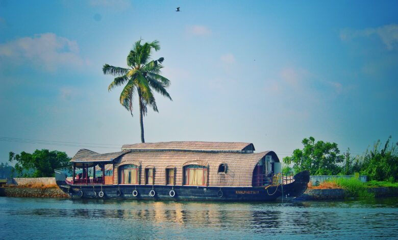 Kerala Tour Packages from Chicago