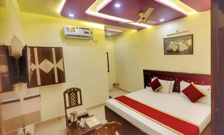 Hotel near Mathura Station