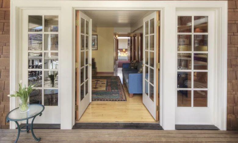 Closet with Sliding Mirror Doors